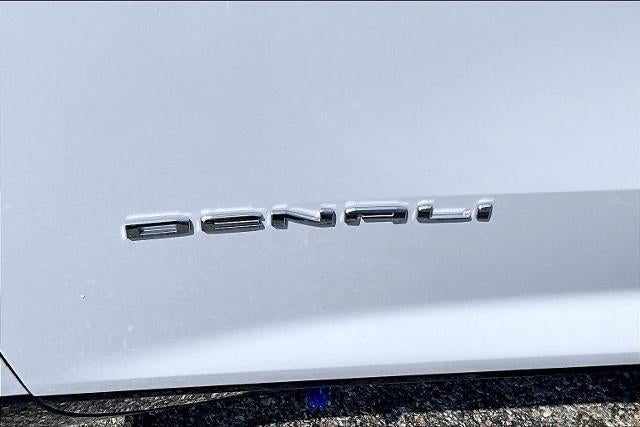 2027 GMC Acadia Denali