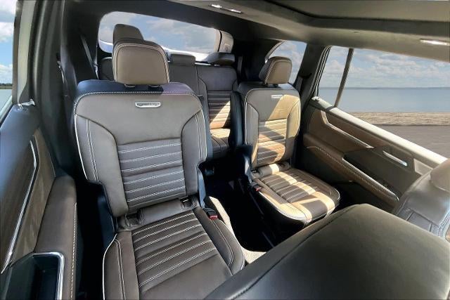 2027 GMC Acadia Denali Ultimate
