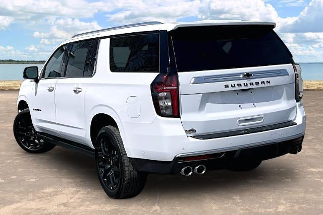 2023 Chevrolet Suburban High Country