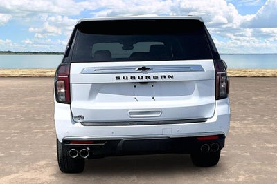 2023 Chevrolet Suburban High Country