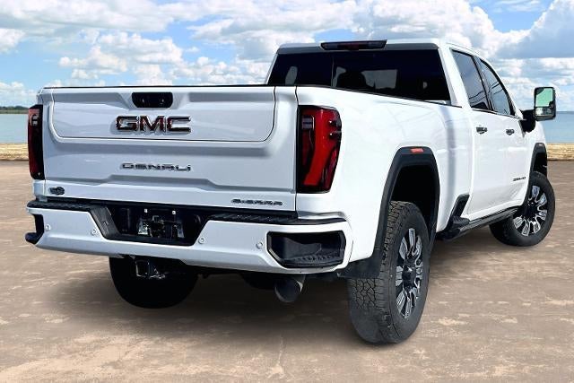 2024 GMC Sierra 3500 HD Denali