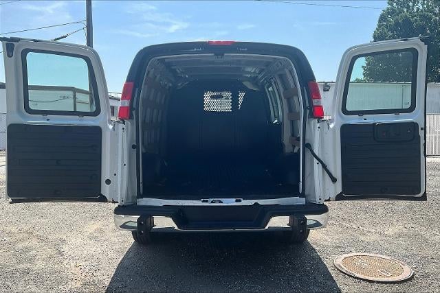 2023 GMC Savana Cargo 2500 Base