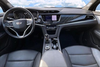 2023 Cadillac XT6 Premium Luxury