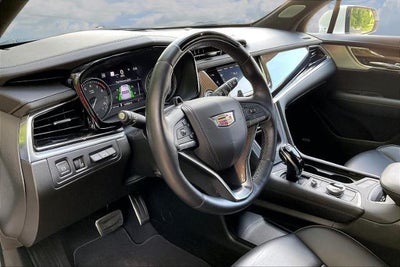 2025 Cadillac XT6 Sport