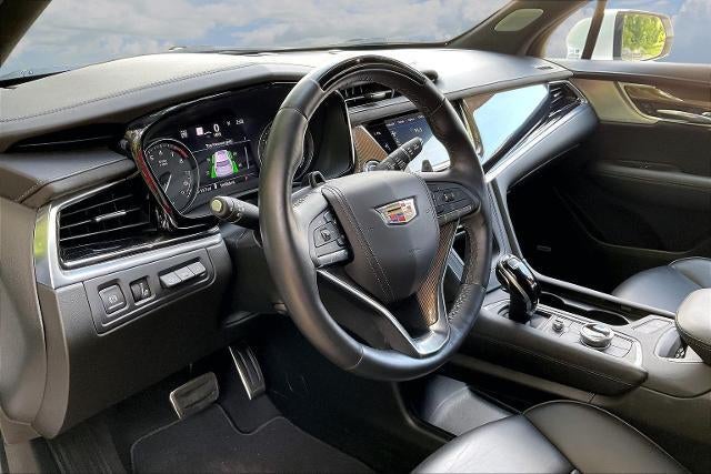 2025 Cadillac XT6 Sport