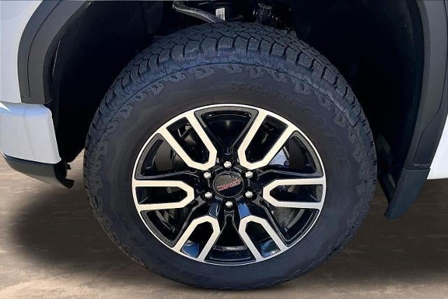2026 GMC Sierra 1500 AT4 - Photo 8
