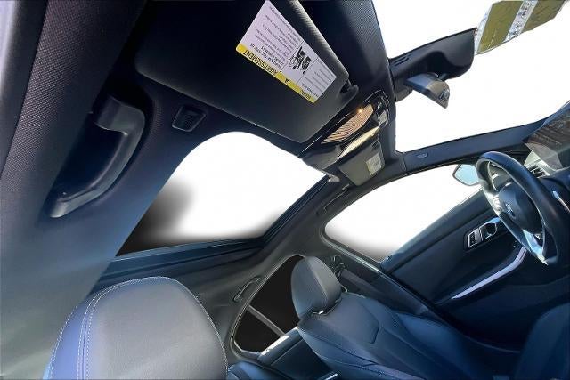 2023 BMW 3 Series 330i xDrive