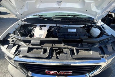 2025 GMC Savana Cutaway 3500 Base