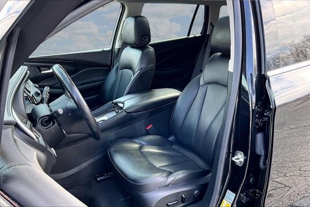 2020 Buick Envision Essence Group